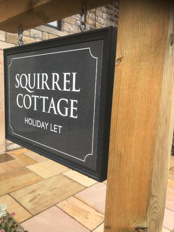 Squirrel Cottage Cowling Εξωτερικό φωτογραφία